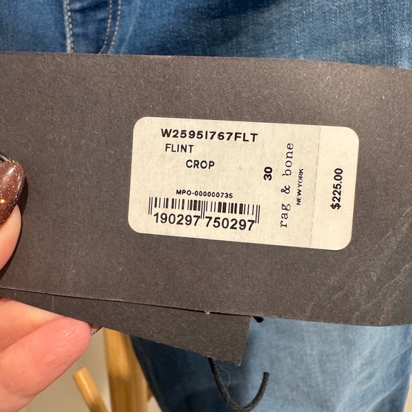 RAG & BONE FLINT Frayed Hem Mid Rise Skinny Crop Jeans - size 30 - Picture 6 of 7